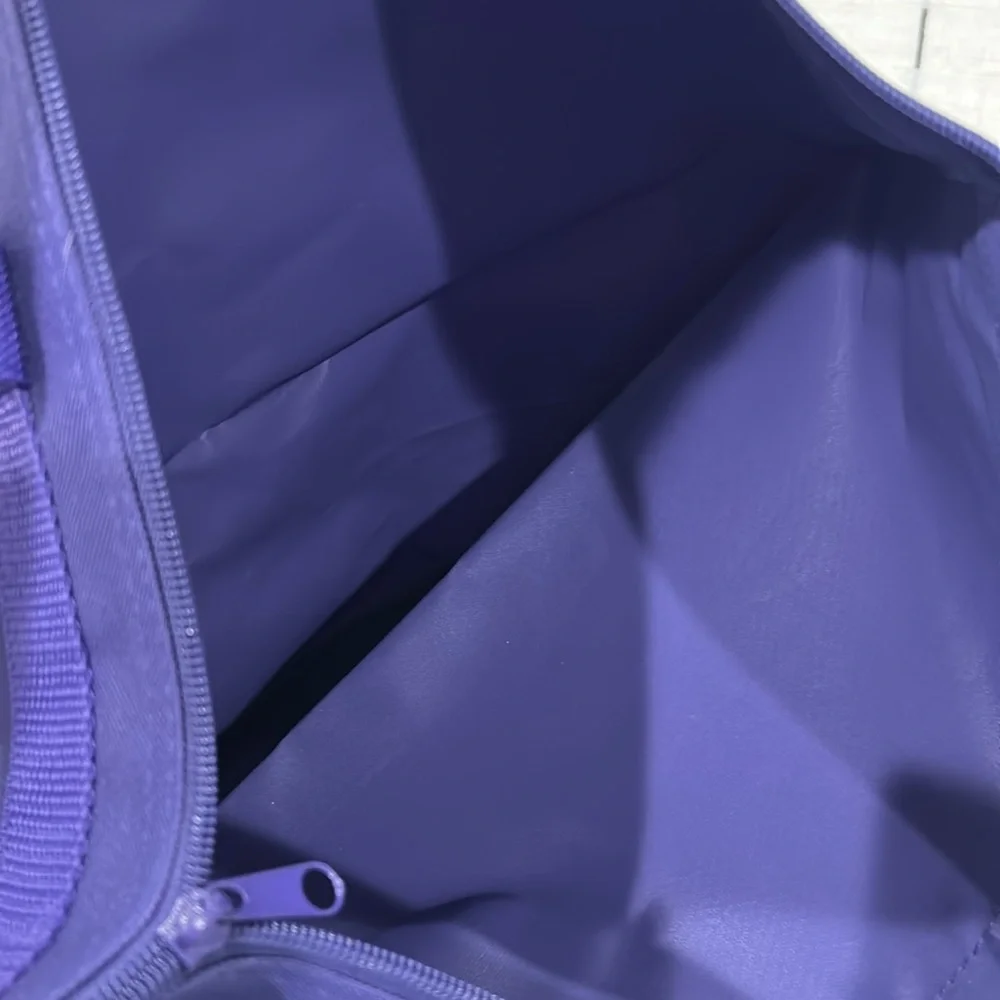 Purple tote bag (NEW) with zipper and “Yahoo!” Logo